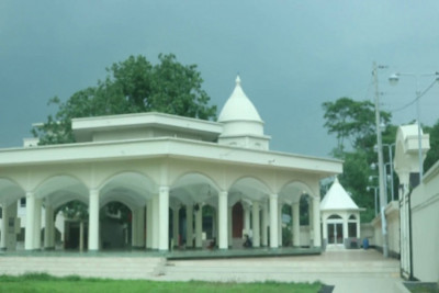 কুমিল্লার আন্দিকুট দেব মন্দির একটি দৃষ্টিনন্দন স্থাপনা